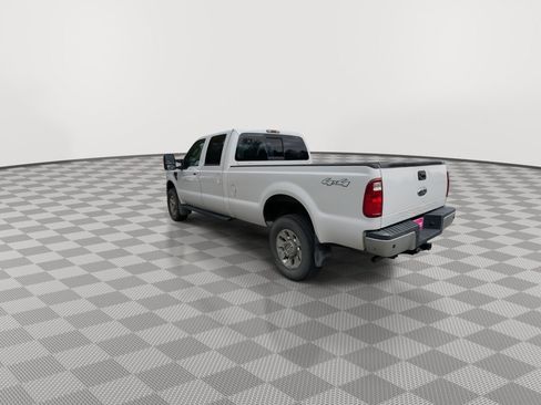 Used 2010 Ford F350 4x4 Crew Cab Super Duty image 6