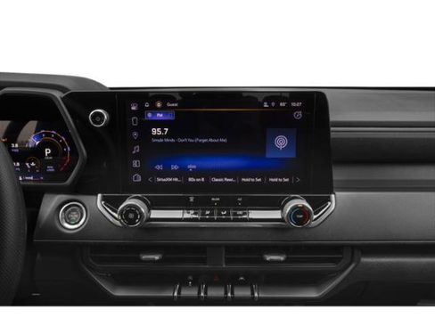 Used 2025 Chevrolet Colorado W/T image 10