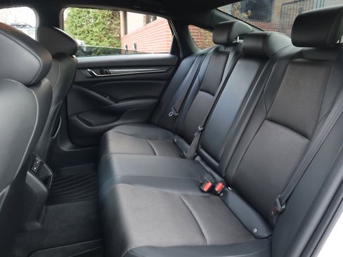 Used 2022 Honda Accord Sport image 26