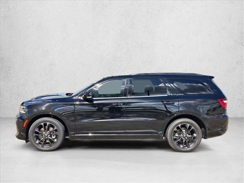 Used 2024 Dodge Durango R/T RWD image 9