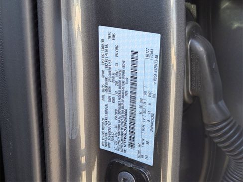 Used 2025 Ford F150 Lariat w/ Equipment Group 502A High image 12