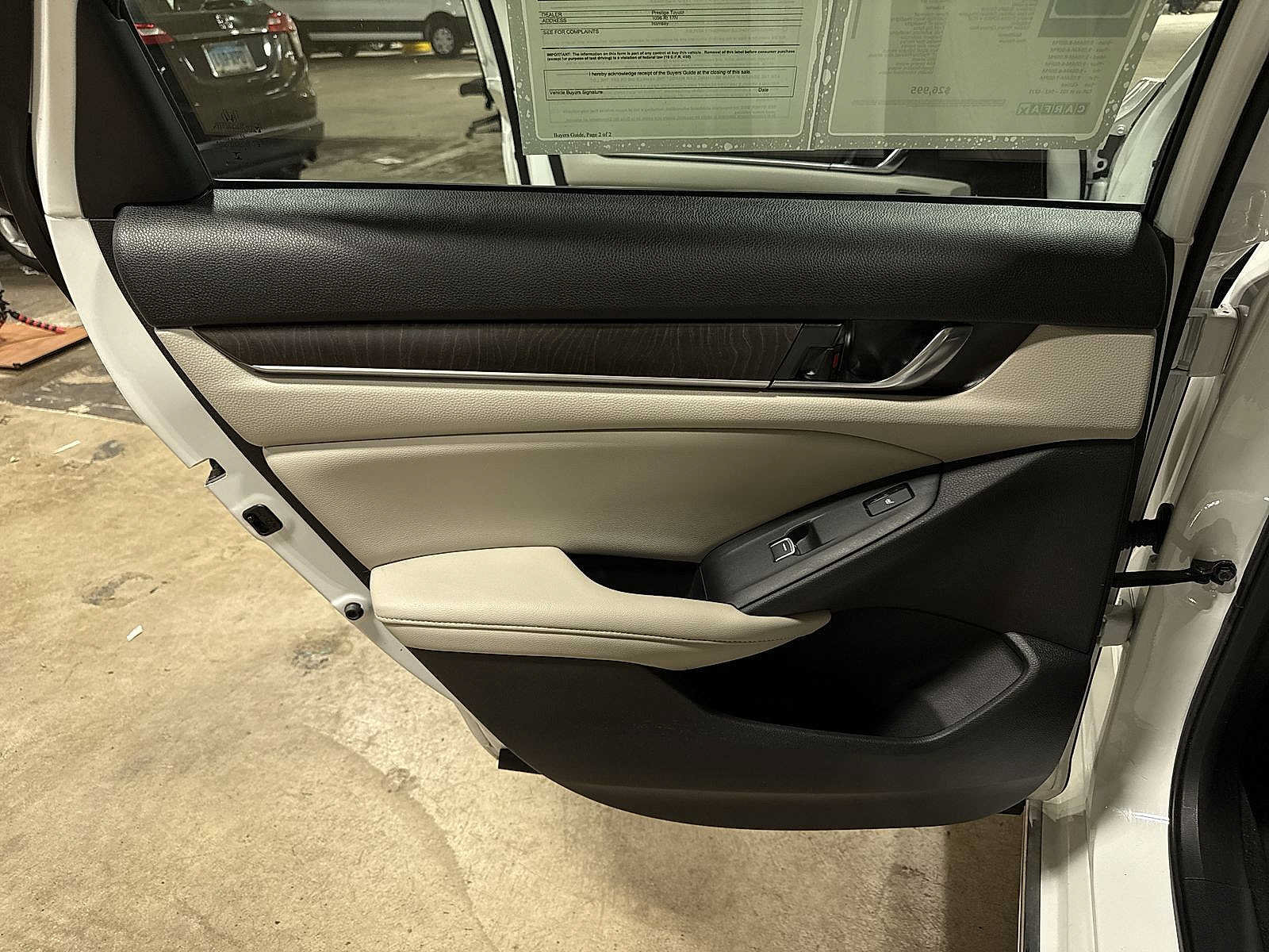 Used 2019 Honda Accord Touring image 32