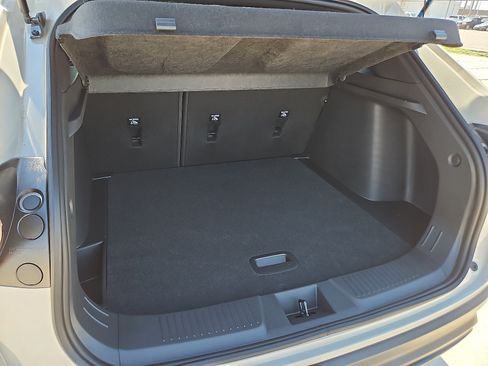New 2026 Chevrolet Trax RS w/ Sunroof Package FWD image 10