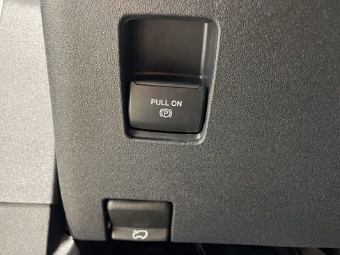 Used 2024 Ford Bronco Big Bend AWD/4WD image 25