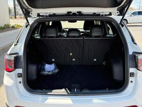 Certified 2026 Jeep Compass Latitude AWD/4WD image 14