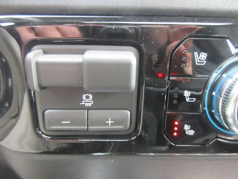 New 2026 GMC Sierra 1500 SLT w/ SLT Convenience Package image 20