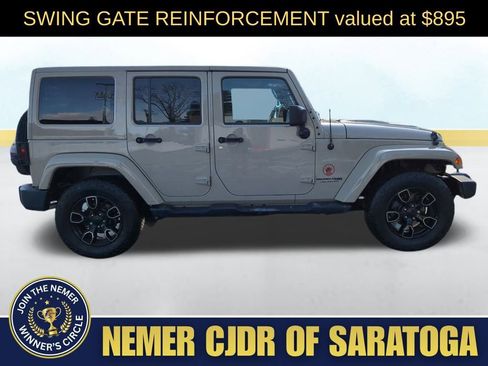 Used 2018 Jeep Wrangler Unlimited Sahara image 6