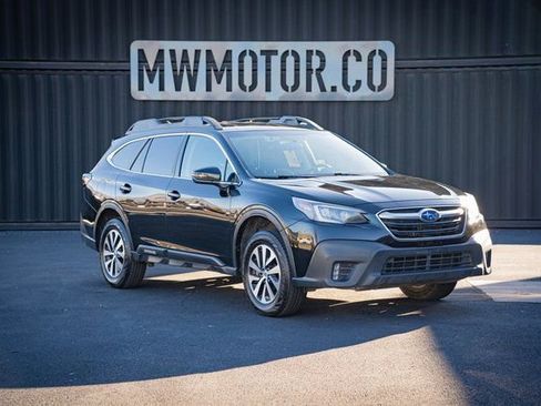 Used 2022 Subaru Outback Premium image 1