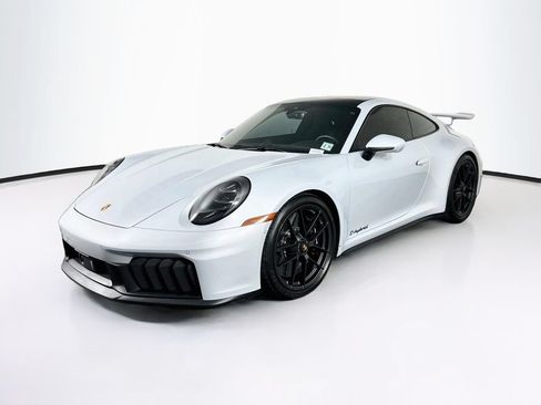 Certified 2026 Porsche 911 Carrera 4 GTS AWD/4WD image 1