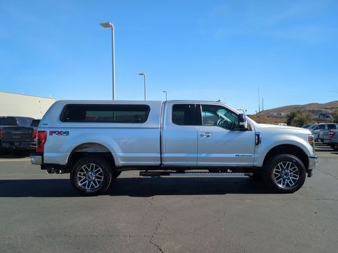 Used 2019 Ford F250 Lariat w/ Lariat Value Package image 2