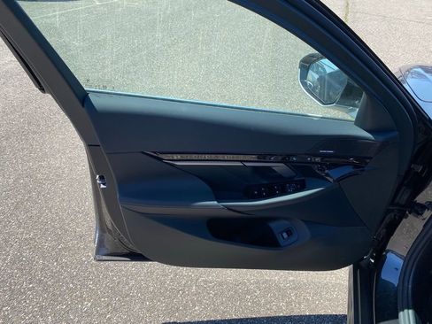 New 2026 BMW 530i xDrive AWD/4WD image 12