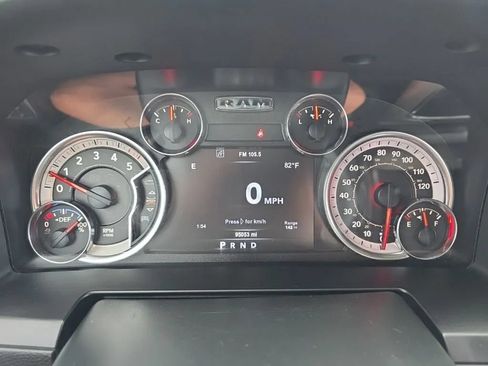 Used 2018 RAM 1500 Laramie AWD/4WD image 25