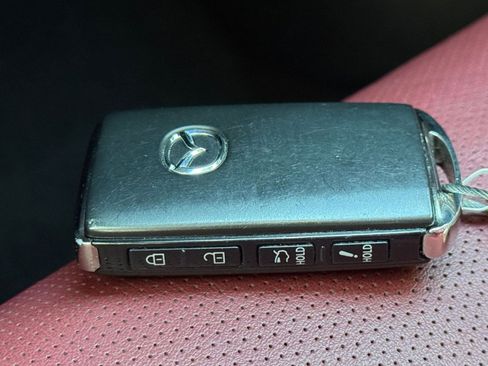 Used 2025 MAZDA MAZDA3 s image 18