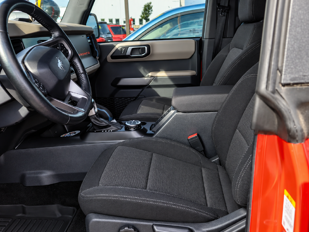Used 2021 Ford Bronco Wildtrak AWD/4WD image 6