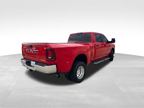 Used 2026 RAM 3500 Big Horn AWD/4WD image 8