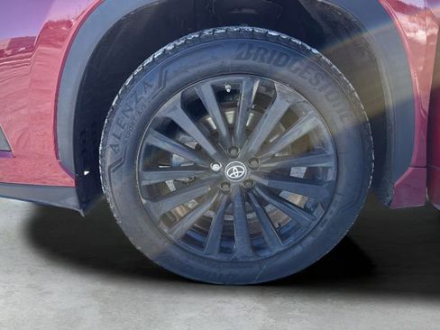 Used 2023 Toyota Highlander XSE image 33