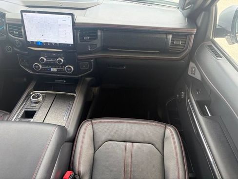 Used 2023 Ford Expedition Limited RWD image 14