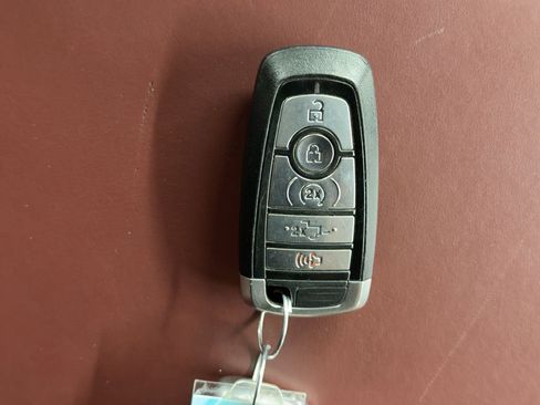 Used 2019 Ford F150 Platinum w/ Equipment Group 701A Luxury image 25