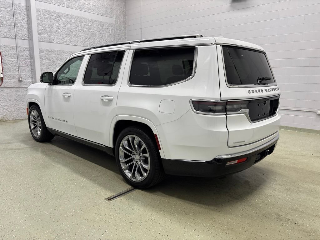 Used 2023 Jeep Grand Wagoneer Series II AWD/4WD image 6
