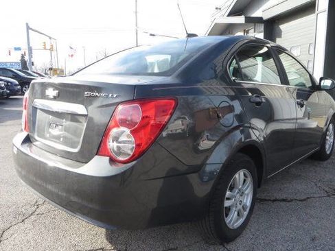 Used 2016 Chevrolet Sonic LT image 7