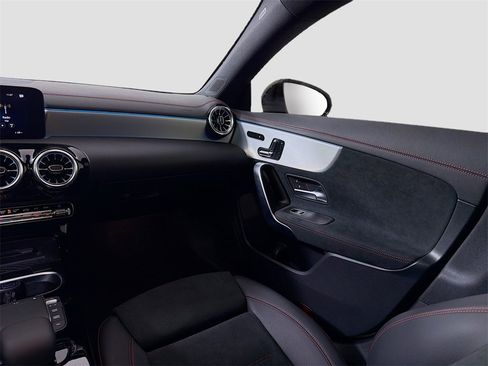 Certified 2023 Mercedes-Benz CLA 250 4MATIC image 26