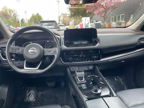 Certified 2023 Nissan Rogue SL w/ SL Premium Package AWD/4WD image 10