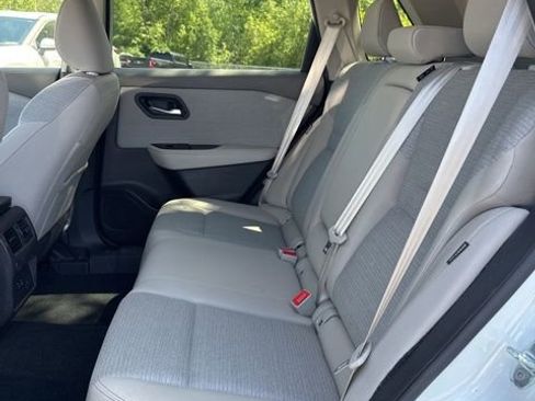 Certified 2023 Nissan Rogue SV AWD/4WD image 10