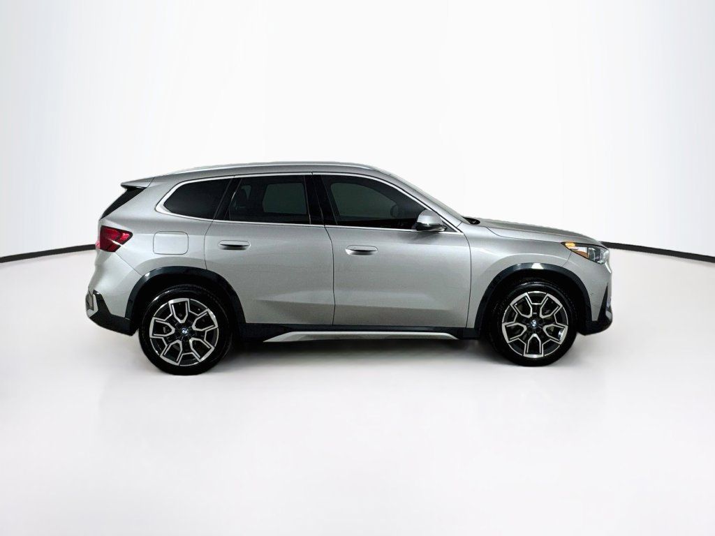 Used 2024 BMW X1 xDrive28i w/ Convenience Package AWD/4WD image 8