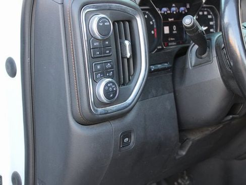 Used 2021 GMC Sierra 1500 AT4 w/ Technology Package image 25