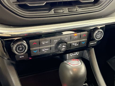 Used 2022 Jeep Compass High Altitude image 16