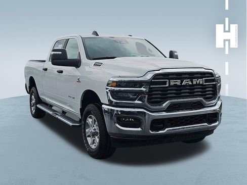 Used 2025 RAM 2500 Big Horn AWD/4WD image 1