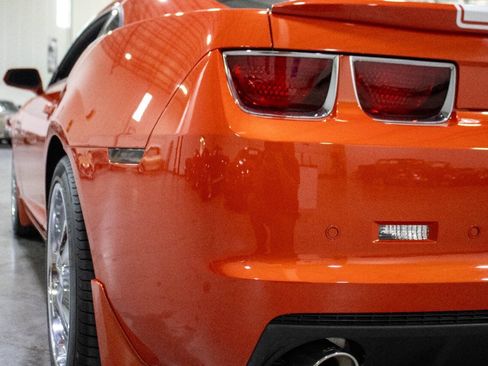 Used 2010 Chevrolet Camaro SS w/ RS Package RWD image 29