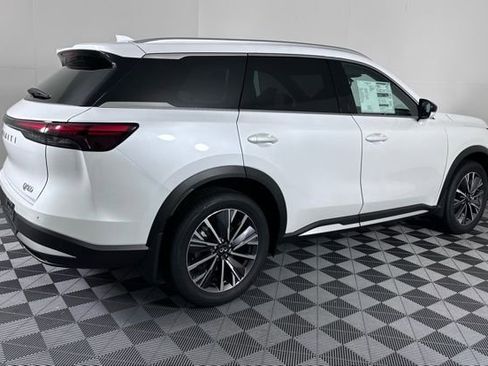 New 2026 INFINITI QX60 Luxe image 7