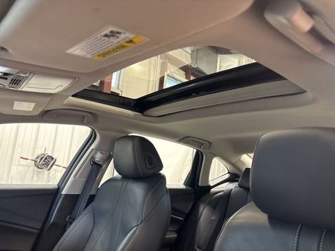 Used 2022 Acura TLX w/ Technology Package FWD image 32