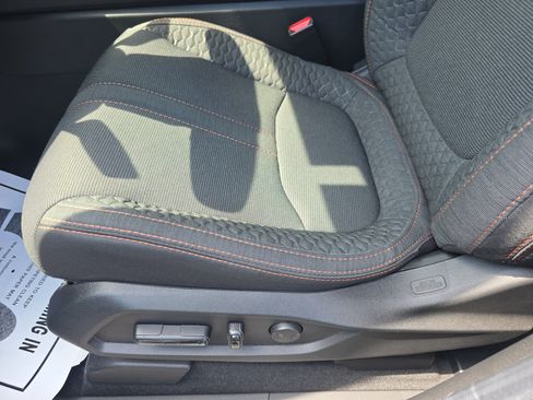 Used 2025 Honda Pilot Sport image 28
