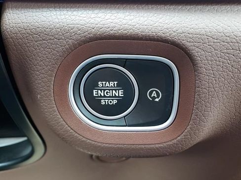 Certified 2024 Mercedes-Benz GLS 450 4MATIC image 28