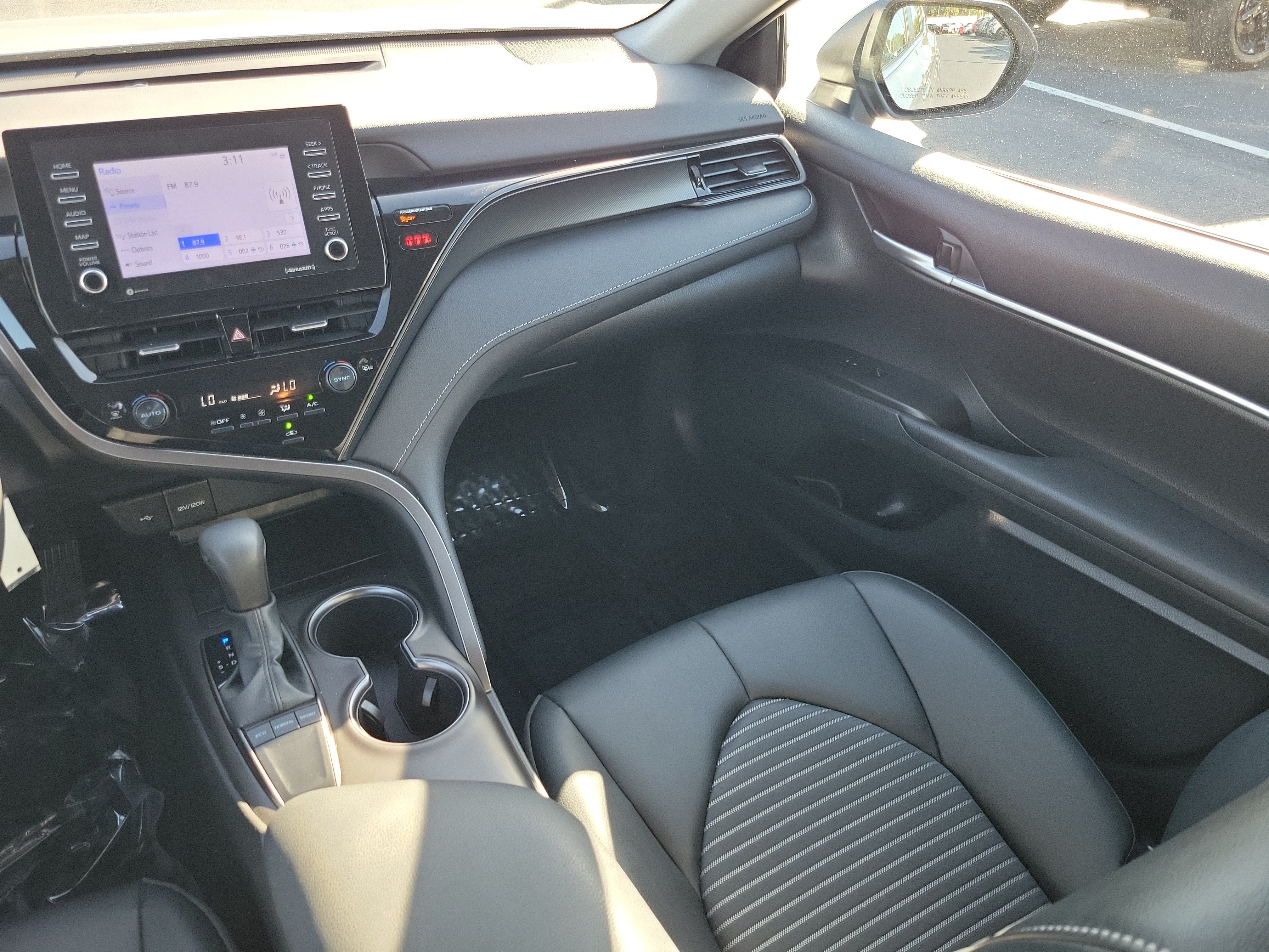 Certified 2024 Toyota Camry SE FWD image 14