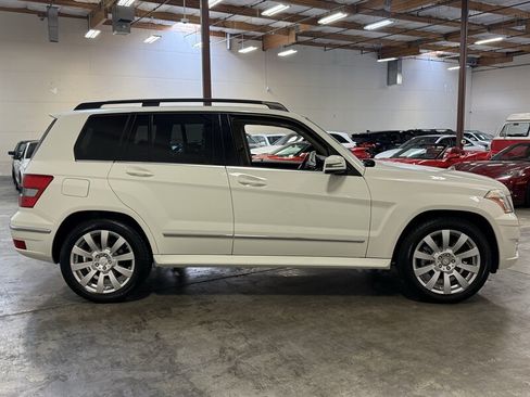 Used 2012 Mercedes-Benz GLK 350 4MATIC image 8