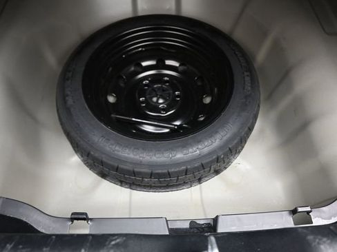 Used 2025 Kia K4 LXS image 12