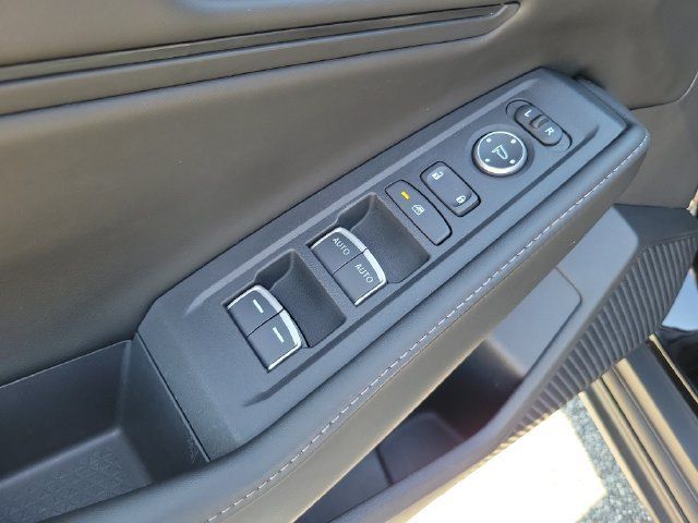 Used 2024 Honda Accord Sport image 9