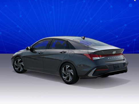 New 2026 Hyundai Elantra SEL Sport FWD image 5