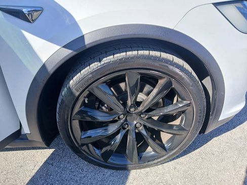 Used 2017 Tesla Model X 75D AWD/4WD image 20