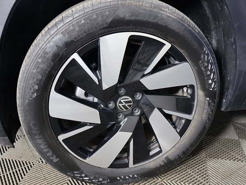 Used 2024 Volkswagen Atlas Cross Sport SEL AWD/4WD image 21