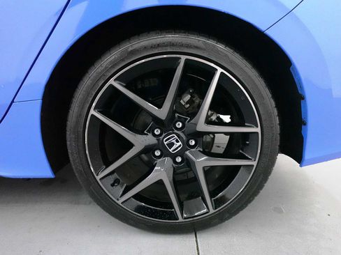 Used 2024 Honda Civic Sport Touring image 9