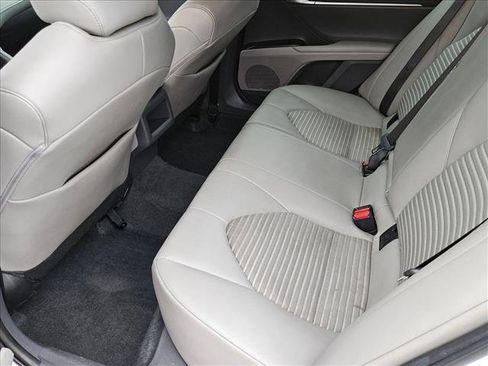 Used 2023 Toyota Camry SE FWD image 17
