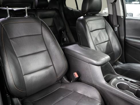 Used 2018 Chevrolet Equinox Premier FWD image 25