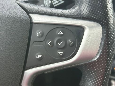 Used 2023 GMC Terrain SLE w/ LPO, Floor Liner Package FWD image 25