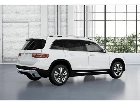 Used 2026 Mercedes-Benz GLB 250 4MATIC image 20