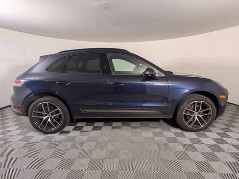 Certified 2023 Porsche Macan AWD/4WD image 8