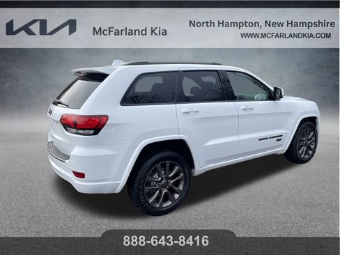 Used 2017 Jeep Grand Cherokee Limited 75th Anniversary image 11